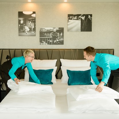 Motel One – open positions in housekeeping and maintenance 